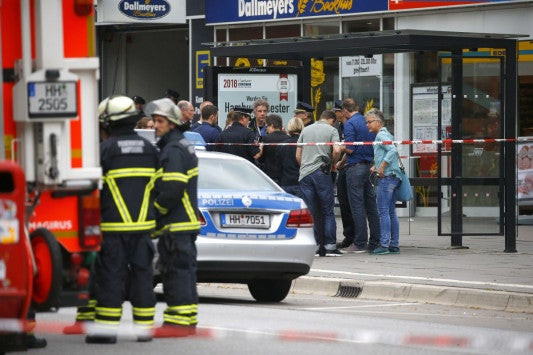 Αμβούργο: Ισλαμιστής με ψυχολογικά προβλήματα ο δράστης της επίθεσης με μαχαίρι